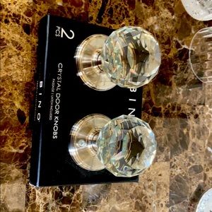 Crystal door knobs